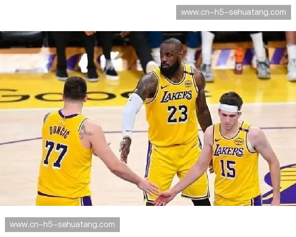 绝境中的紫金魂：NBA湖人vs掘金G4回放，看勒布朗与浓眉如何亲手打破魔咒