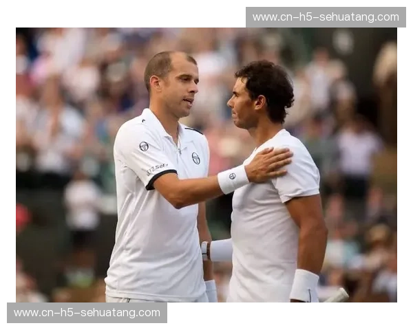 红黑与绿白：米兰德比之外的史诗对决，凯尔特人的安菲尔德之魂与圣西罗的荣耀传承